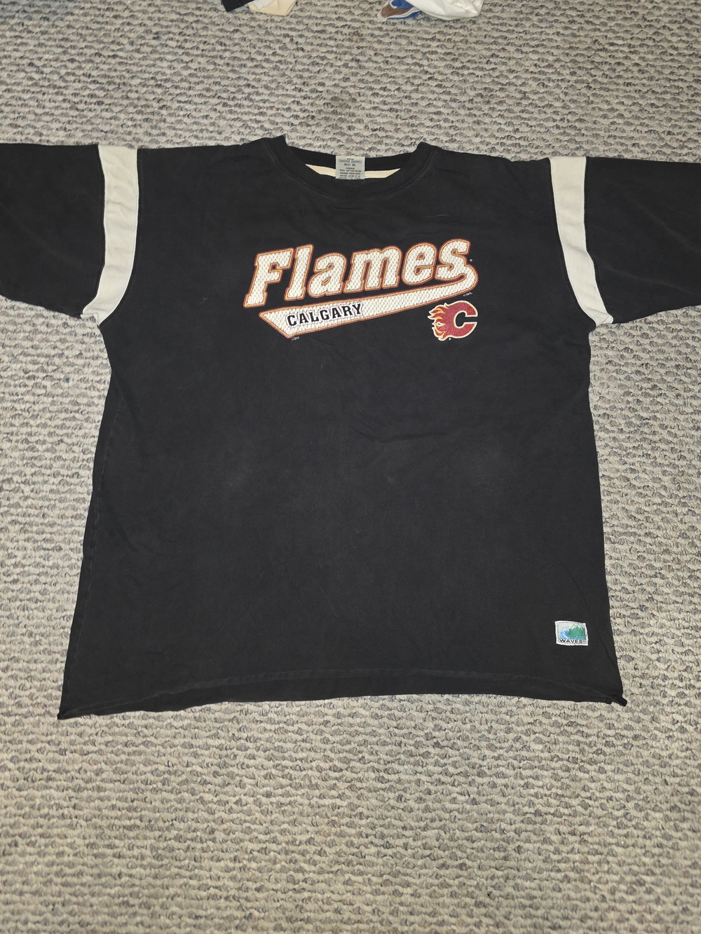 Calgary Flames Mens Black Short Sleeve Tee